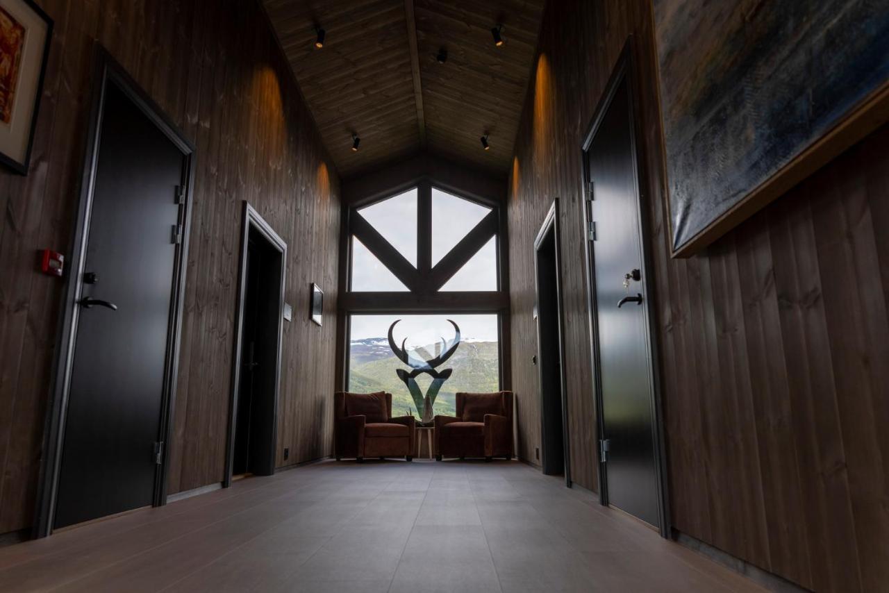 Fjelleventyret Gardsovernatting Skjåk Exteriér fotografie